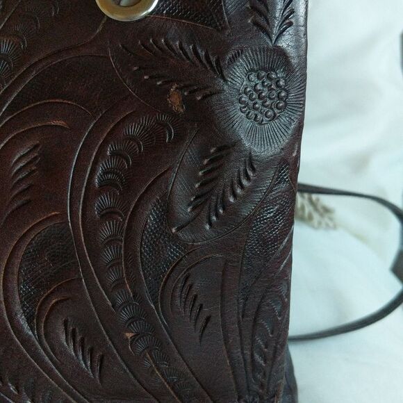 Vintage Hand-tooled Leather Bucket Bag- Love Turquoise? - Picture 12 of 16